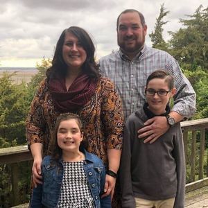 Meet your Posher, Leah